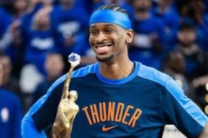 维尼修斯祝贺亚历山大MVP:兄弟,为你感到骄傲,你值得!