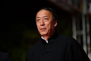 王小平被控受贿:400万涉及广州恒大 辐射至涉海港、申花多家高管