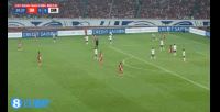 国足客场0-1落后印尼!VAR介入认定杨泽翔犯规,罗梅尼点射破门!