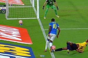 巴西0-0闷平厄瓜多尔,?维尼修斯近6年国家队依然6球6助6黄牌