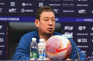斯卢茨基:明天上海德比申花要展现出自我 刘诚宇是出色的前锋