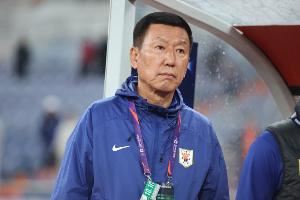 媒体人:只要今天没有进一步消息,崔康熙暂时就不会下课