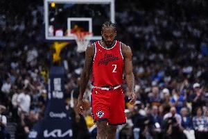  弗兰克：莱昂纳德小琼斯可以打3或4 科林斯可以在4&5号位之间切换