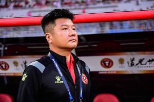  姆本扎弯弓射雕致敬主帅？李金羽：我没看见，估计他不太了解我